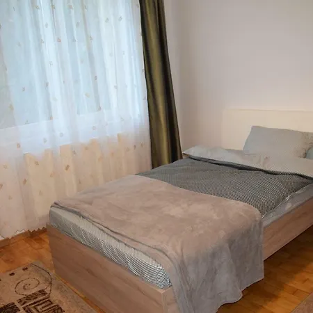 St's Martin Church Lägenhet